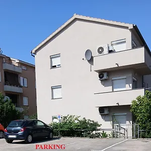 4 - Private Parking And Sea View Appartamento